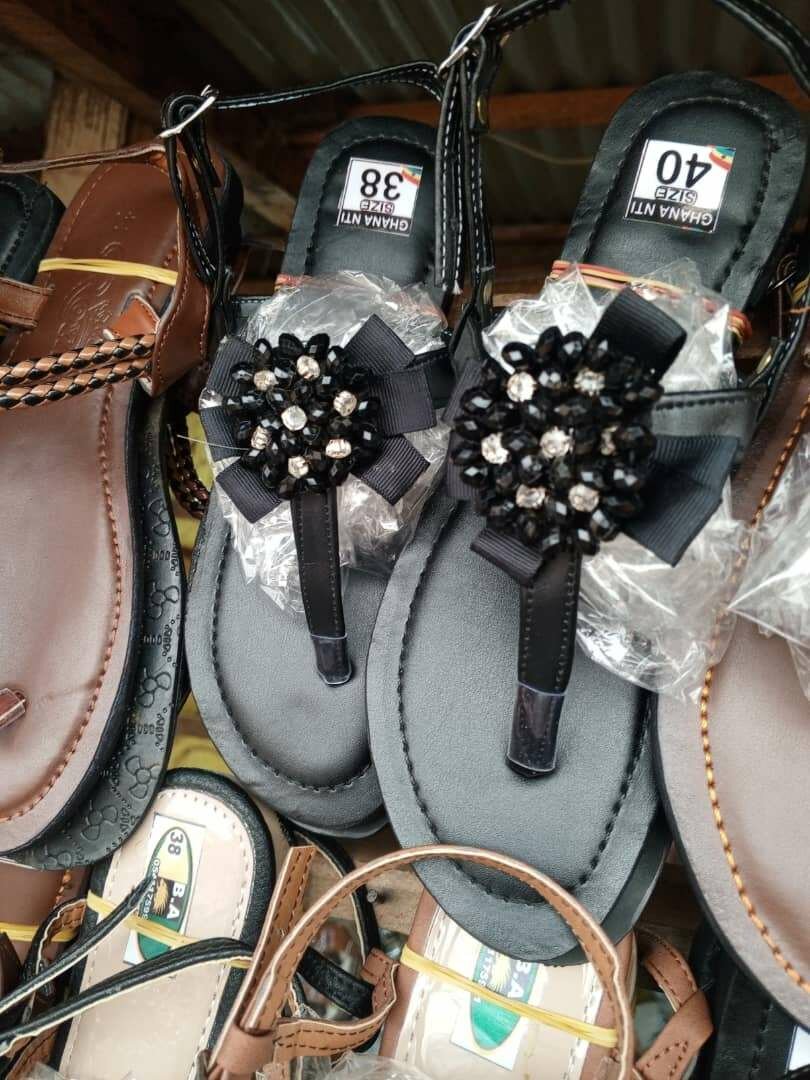 Sandales élégantes en cuir