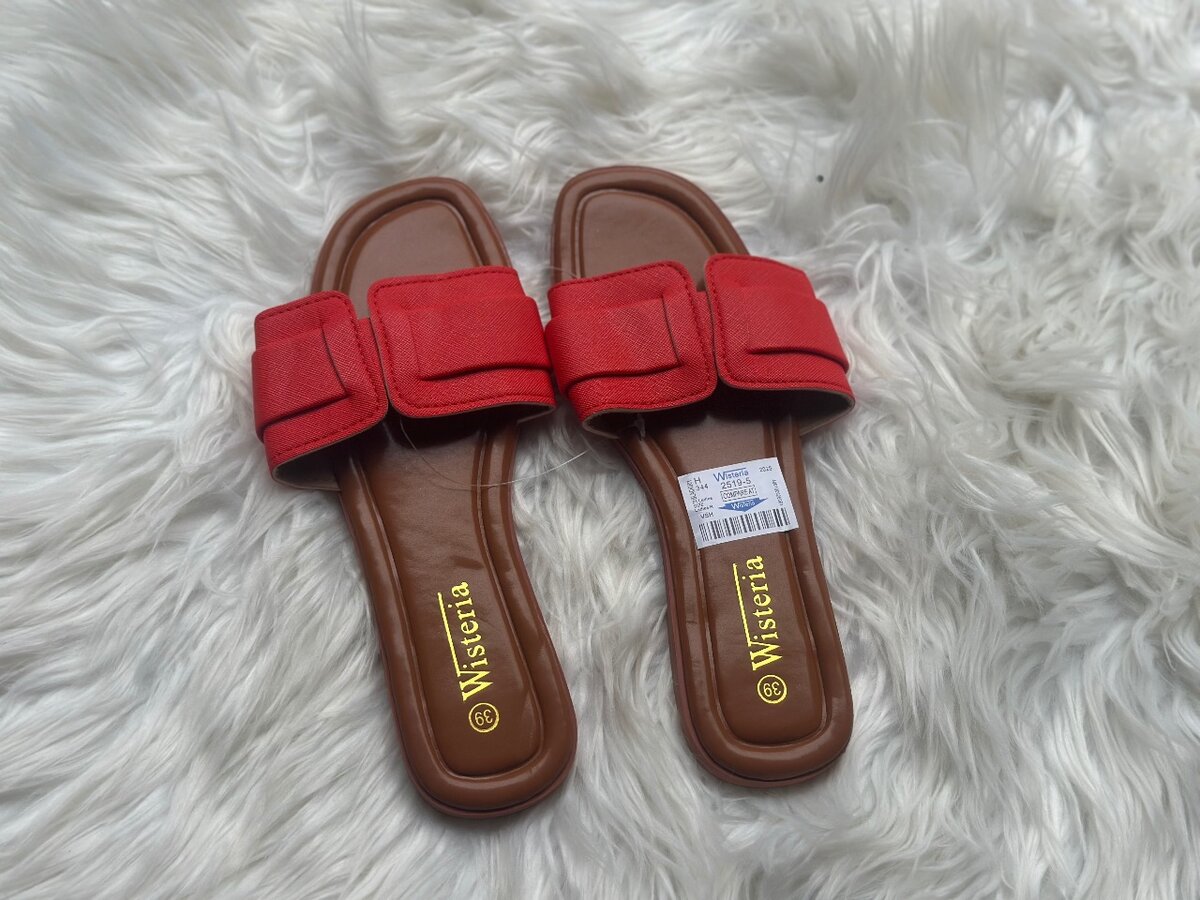 Sandales rouges élégantes Wisteria