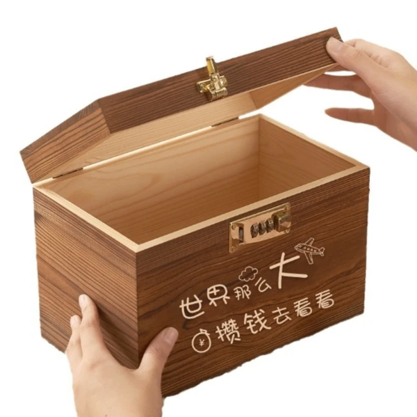 Boîte à épargne en bois