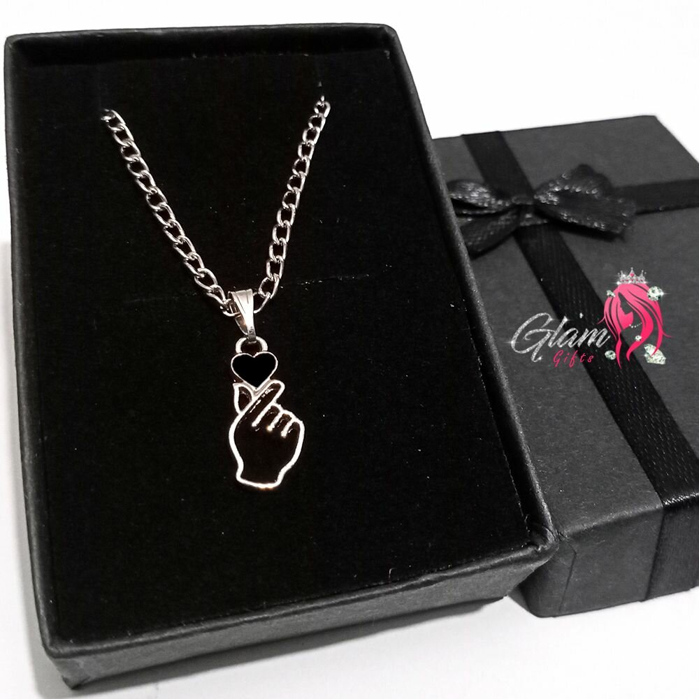 Finger Heart Necklace Gift Box