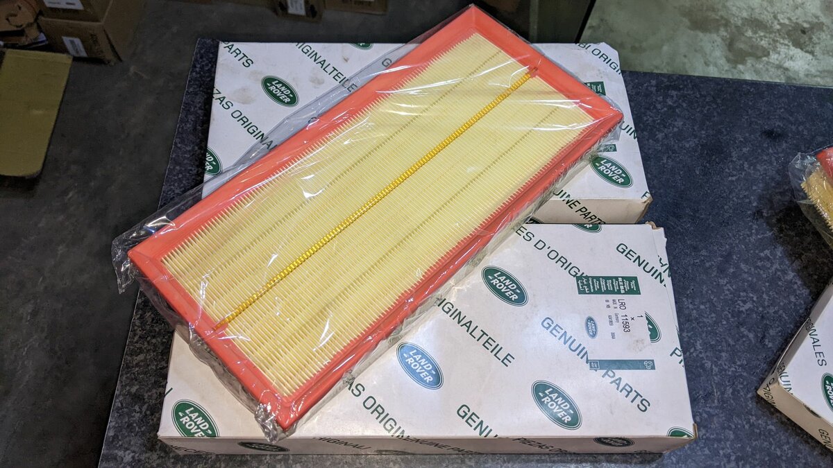 Engine Air Filter For RANGE ROVER SPORT SVR V8 2024