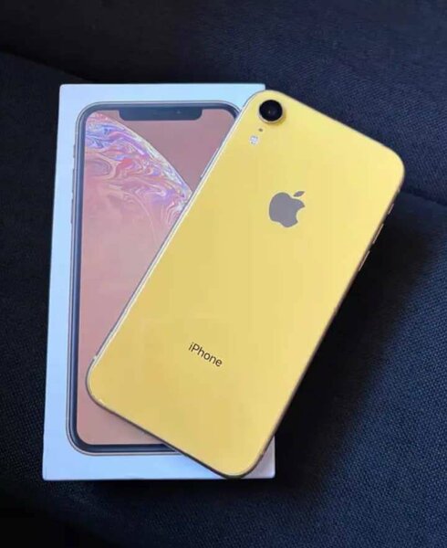 iPhone jaune élégant