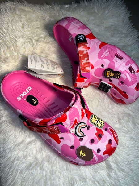Crocs bape