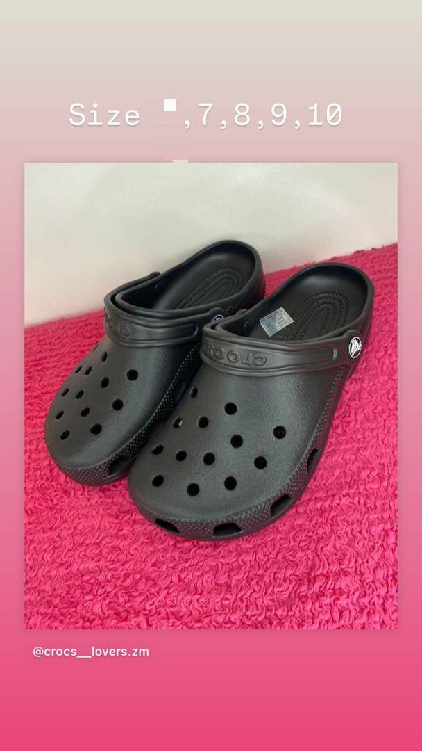 CLASSIC CROCS
