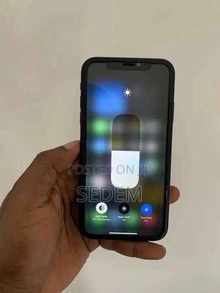 Apple iPhone XR 64 GB Black