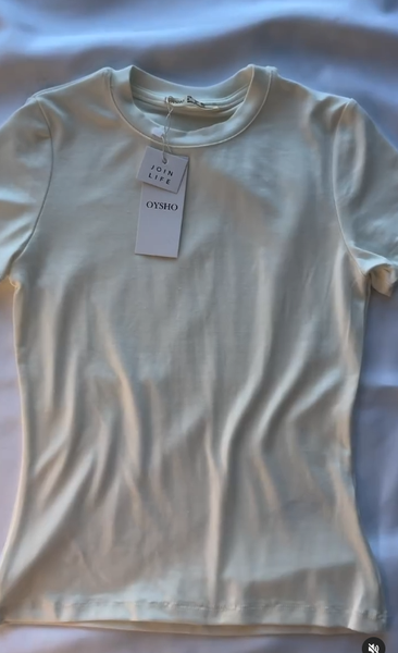 Базовая футболка OYSHO