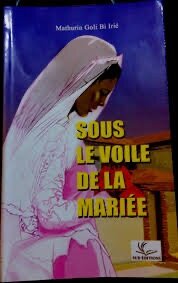 Sous le voile de la mariée