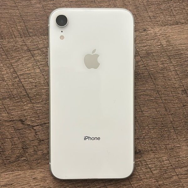 iPhone XR