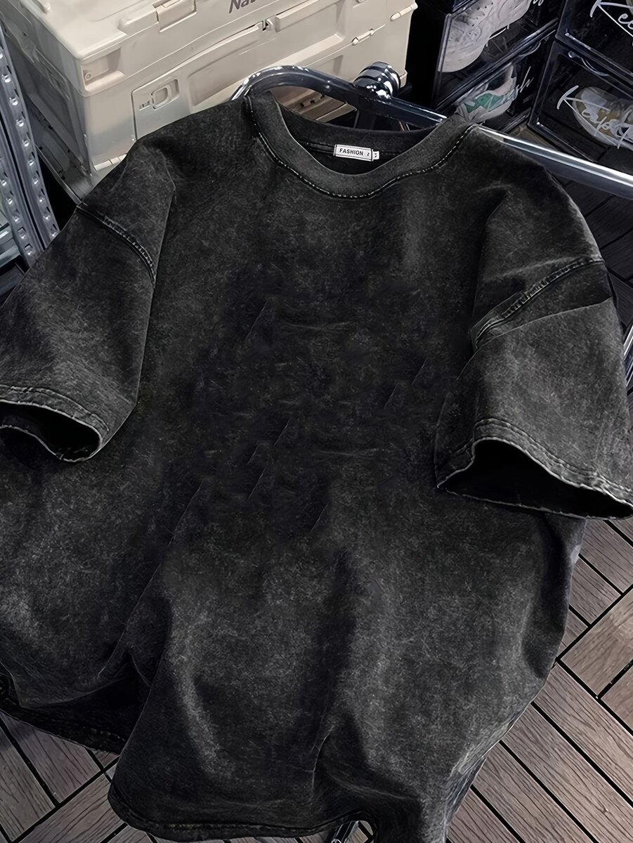 T-shirt noir délavé unisexe