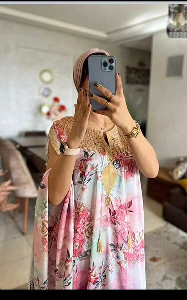 Caftan floral femme chic
