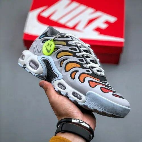 Sneakers Nike VR colorées