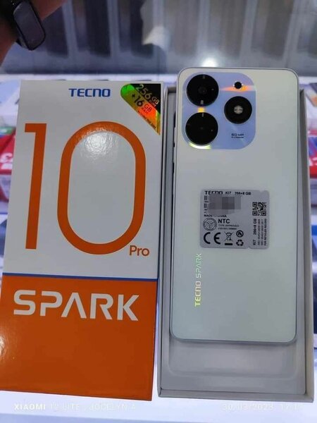Tecno Spark 10 Pro Blanc