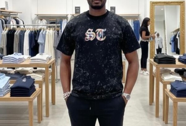 T-shirt homme noir style urbain