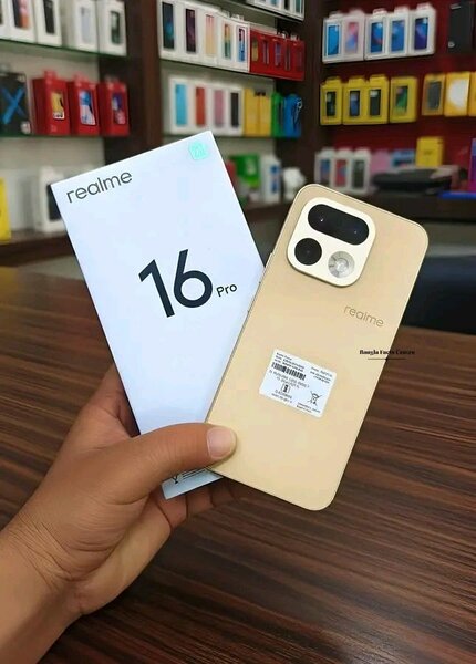 Realme 16 Pro Smartphone