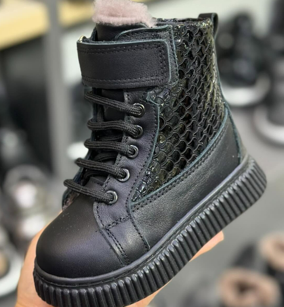 Очень удобные, легкие и стильные зимние ботиночки для девочек 🥰