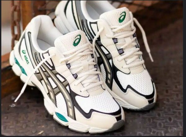 Chaussures Asics
