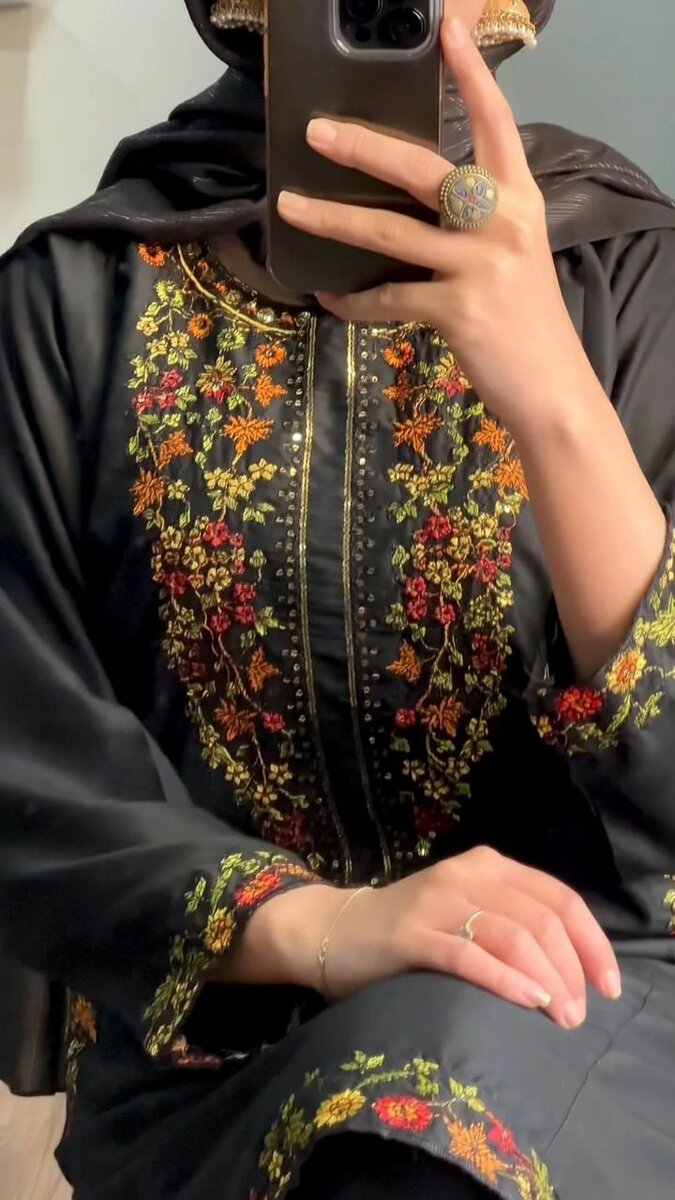 Linen sequence pocket embroidery 2p suit for girls and women