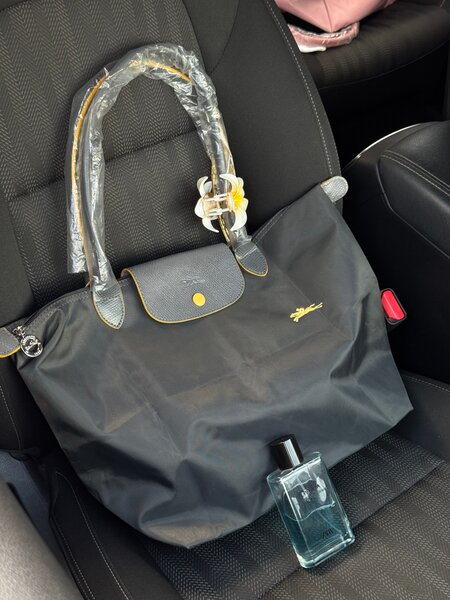 Sac élégant en nylon noir