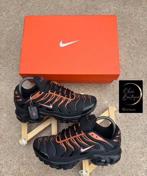Basket Nike Tn