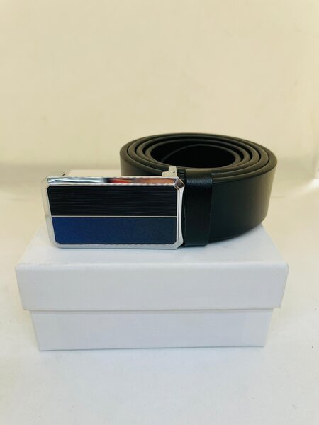 Ceinture en cuir élégante homme