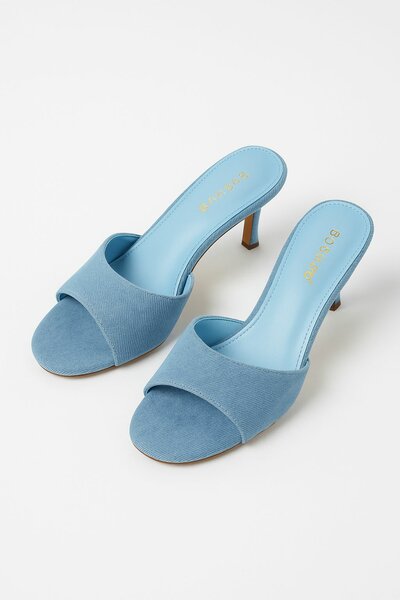Mules à talons bleues élégantes