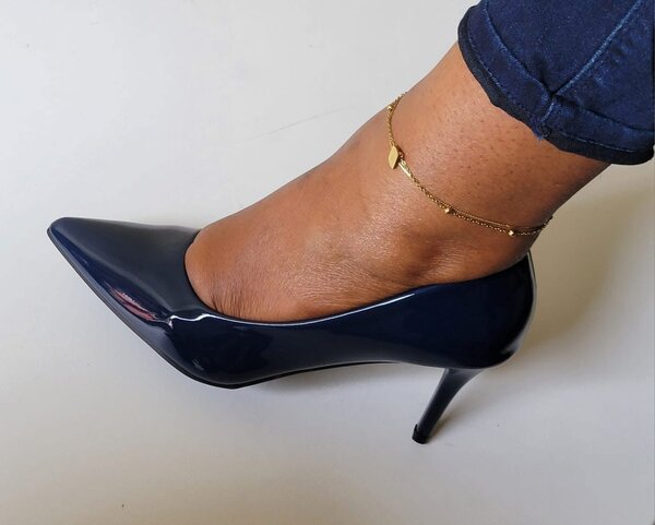 Chaussures à talons aiguilles rouges et noires