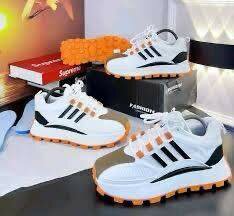 CHAUSSURE ADIDAS