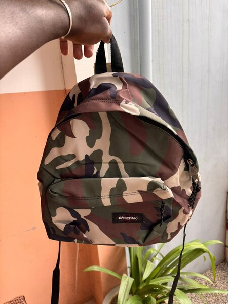 Eastpak customisé militaire