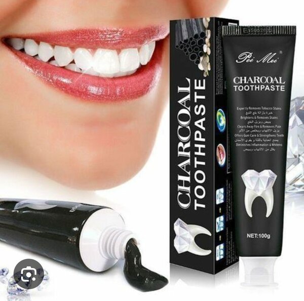 Dentifrice à base de charbon