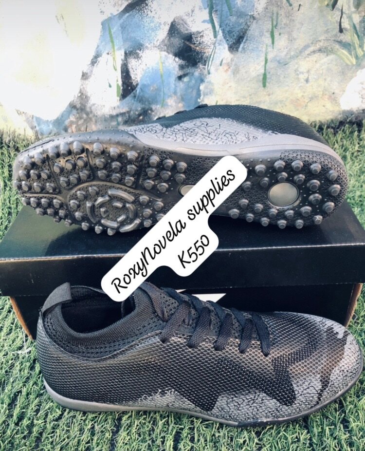 Tack/ futsal/trainers boots