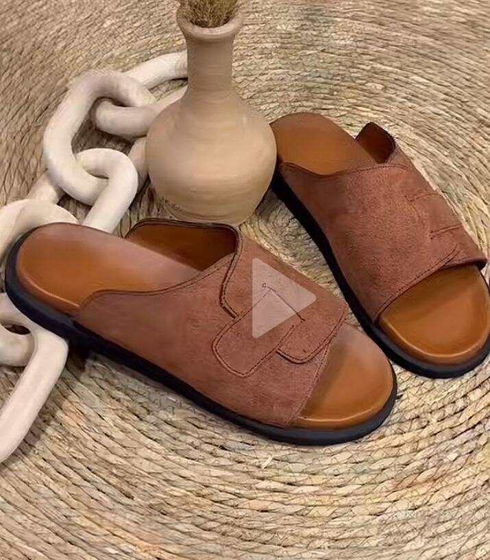 Claquettes élégantes pour hommes