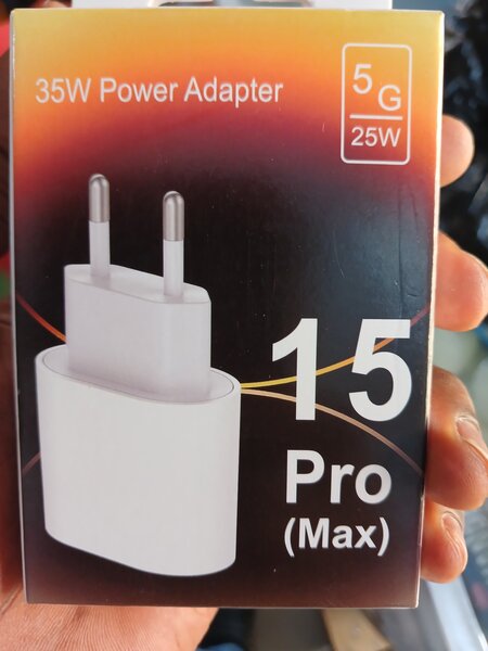 Boîtie iphone 15 pro max type C  original