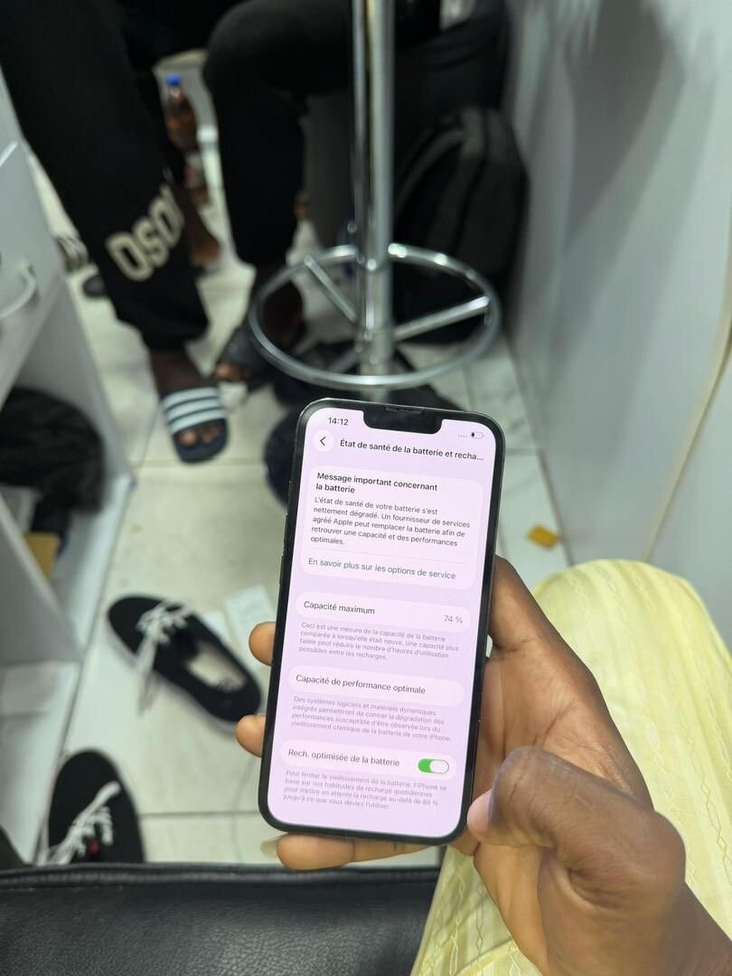 13 Pro 128Go tout dorigine