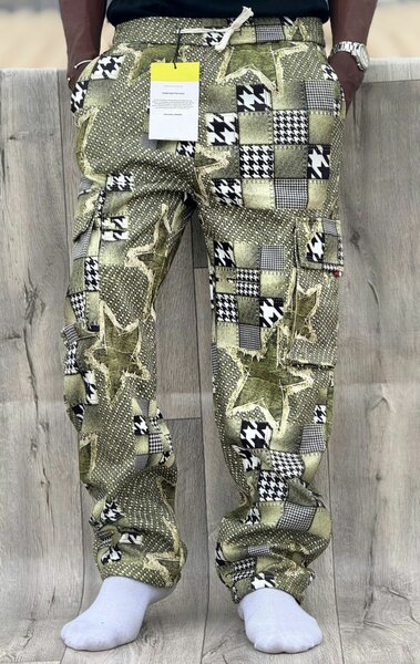 Pantalon cargo imprimé tendance