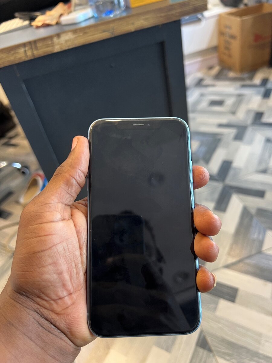 iPhone XR