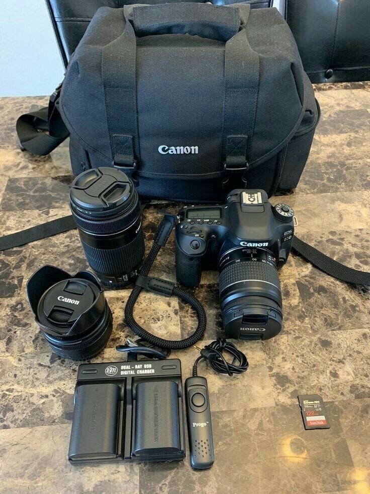 Appareil photo Canon EOS avec objectif
