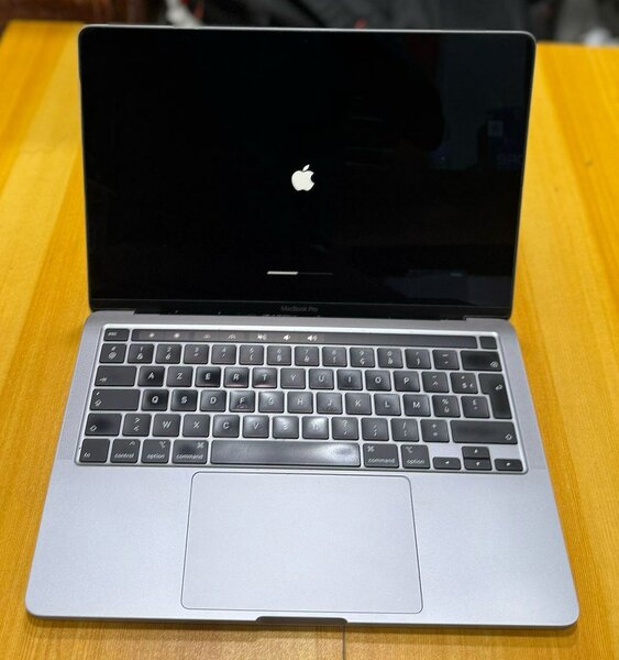 macbook pro retina core i5 2020