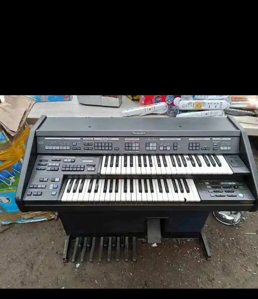 Orgue électronique Technics