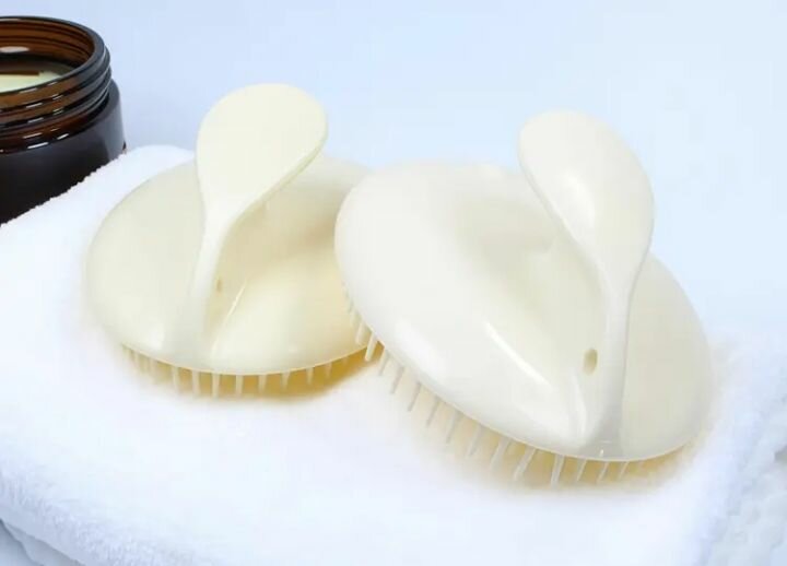 Brosse de massage cuir chevelu