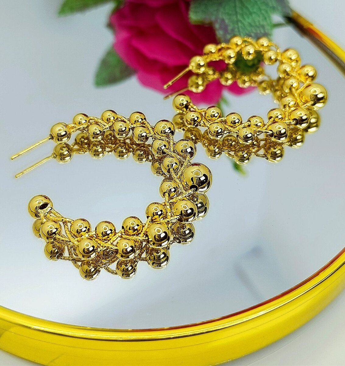 Créoles dorées élégantes