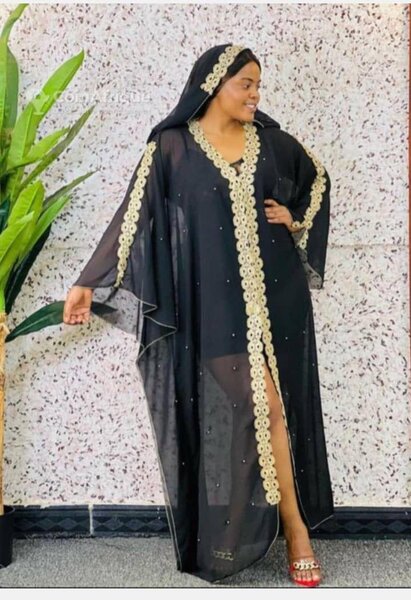 Caftan noir élégant