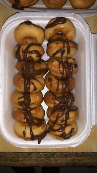 Crêpes et Beignets au Chocolat