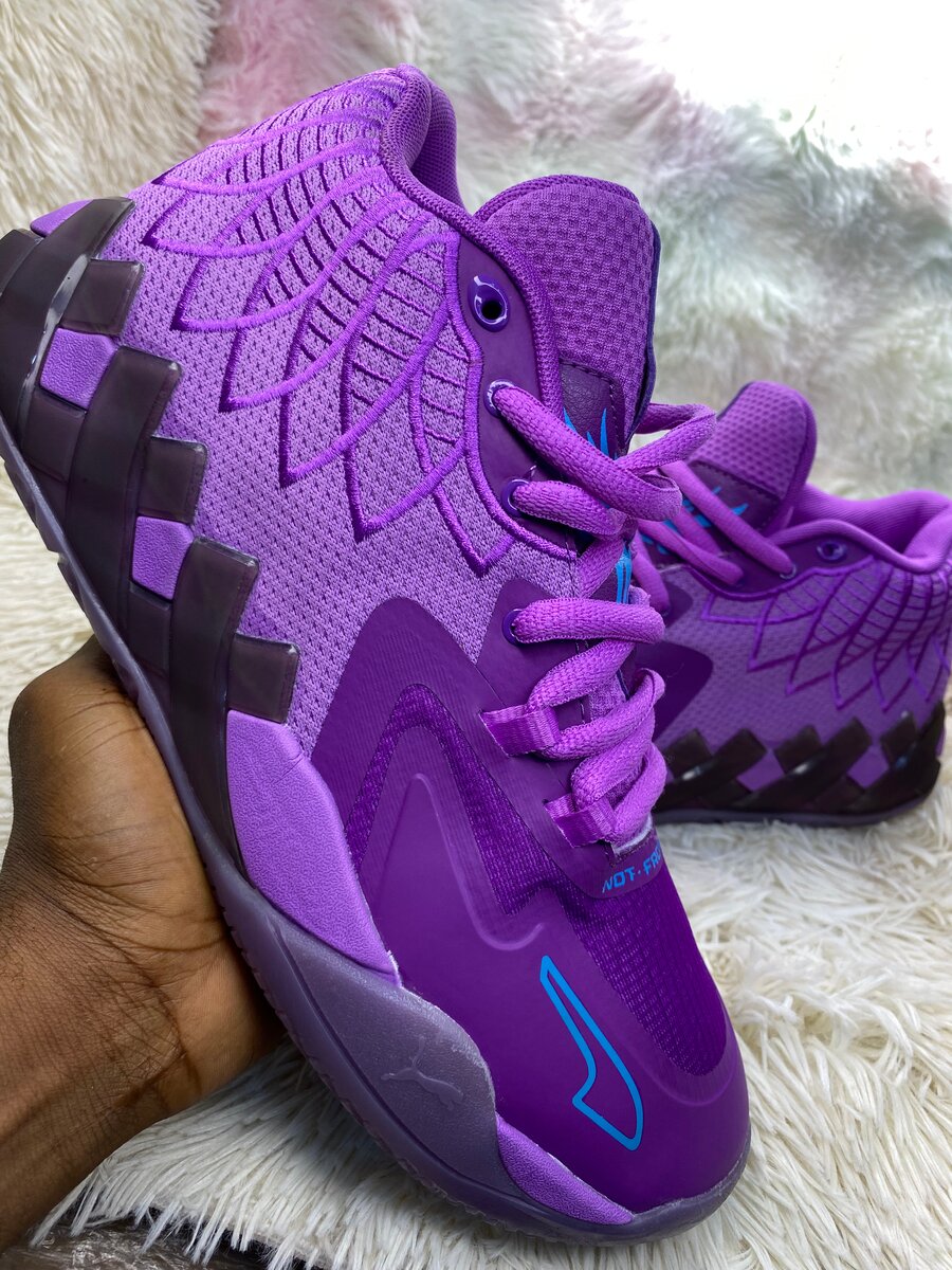 Chaussures de sport violettes