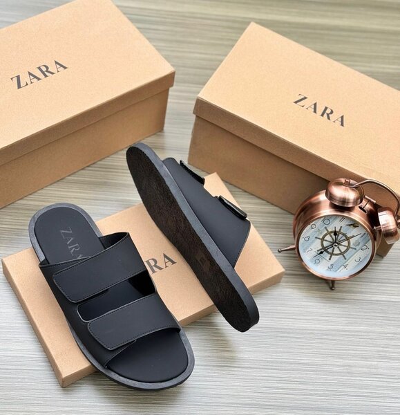 Sandales noires élégantes Zara