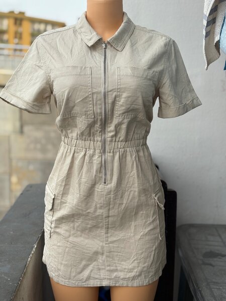 Robe chemise beige zippée