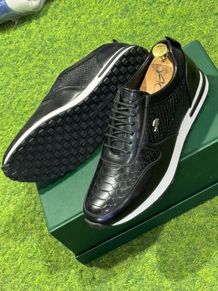 Chaussures homme en cuir noir