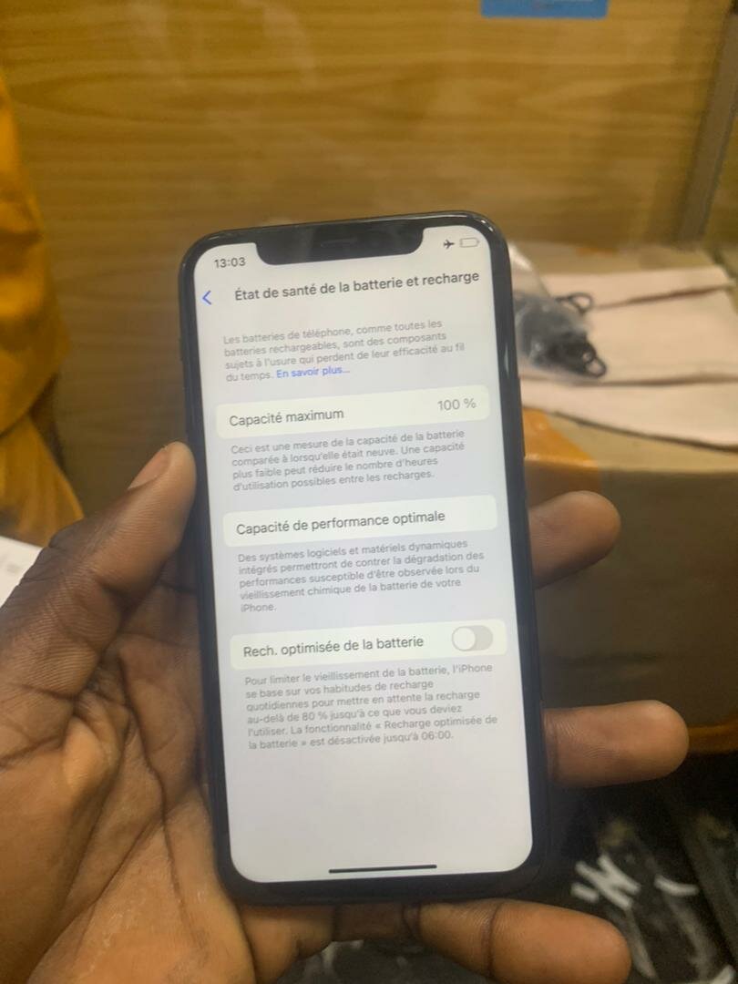iPhone 11 Pro tout passe propre 160.000