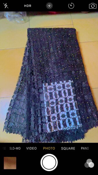 Tissu dentelle pailleté