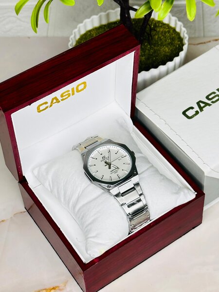 Montre Homme Casio Élégante