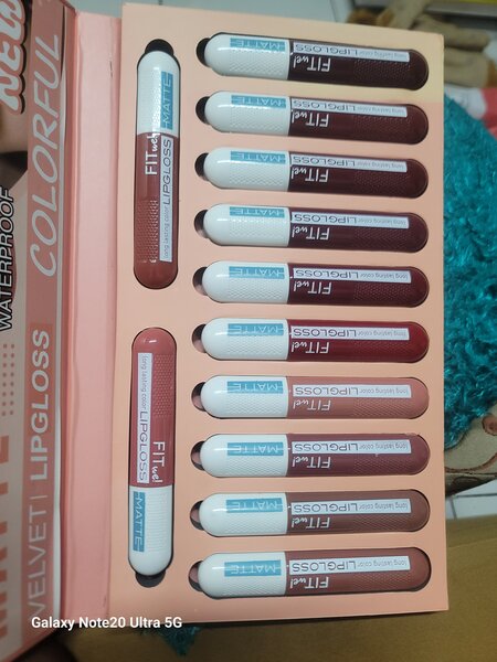 Gloss  mat Waterproof 1pc